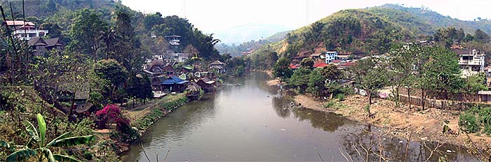 'Ruak River at Mae Sai' by Asienreisender